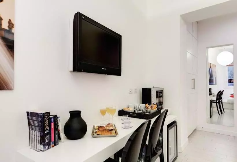 בית מלון כפרי Suites Pantheon Rome