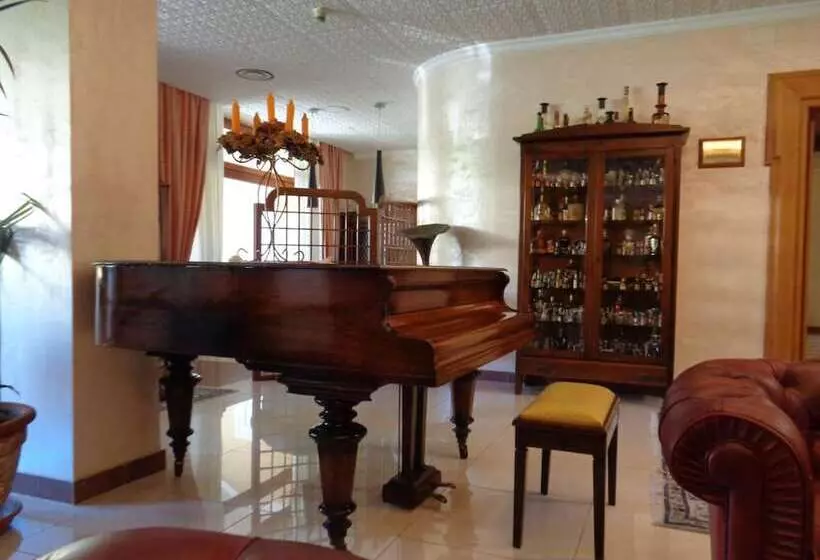 هتل Ristorante Belvedere