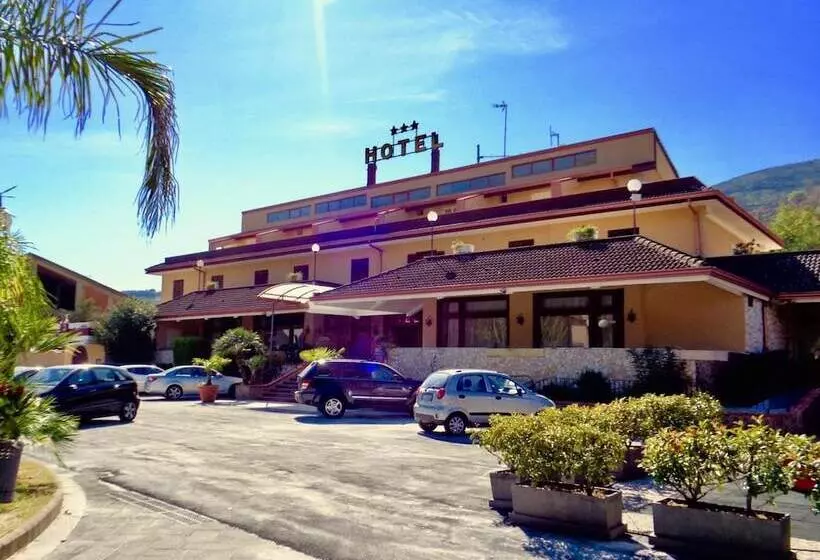 هتل Ristorante Belvedere