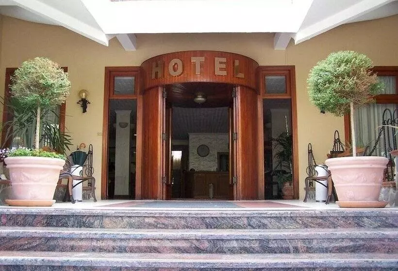 هتل Ristorante Belvedere