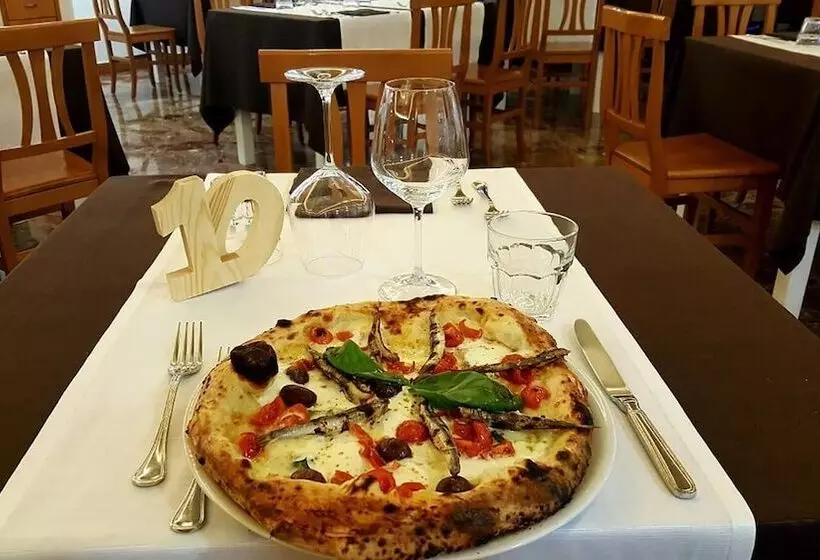 هتل Ristorante Belvedere