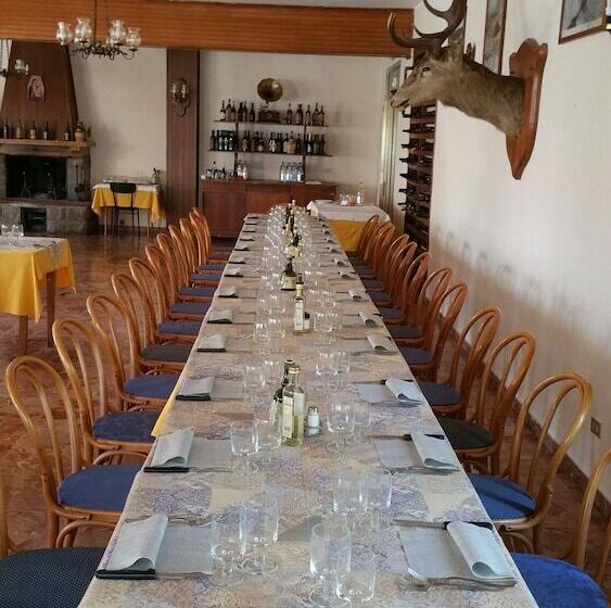 호텔 Ristorante Miramonti