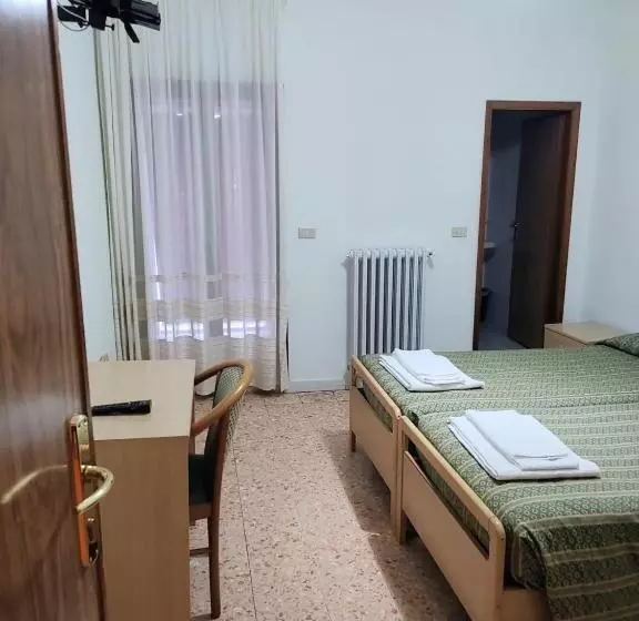 Отель Ristorante Miramonti