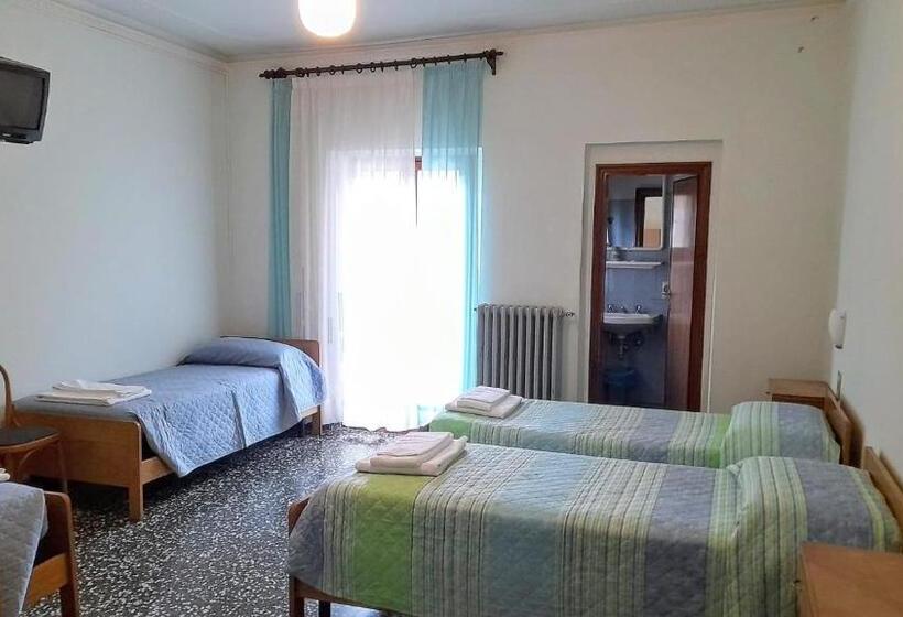 호텔 Ristorante Miramonti