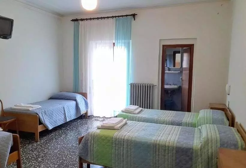 Отель Ristorante Miramonti