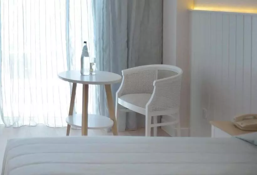 호텔 Sunrise Gardens Apart