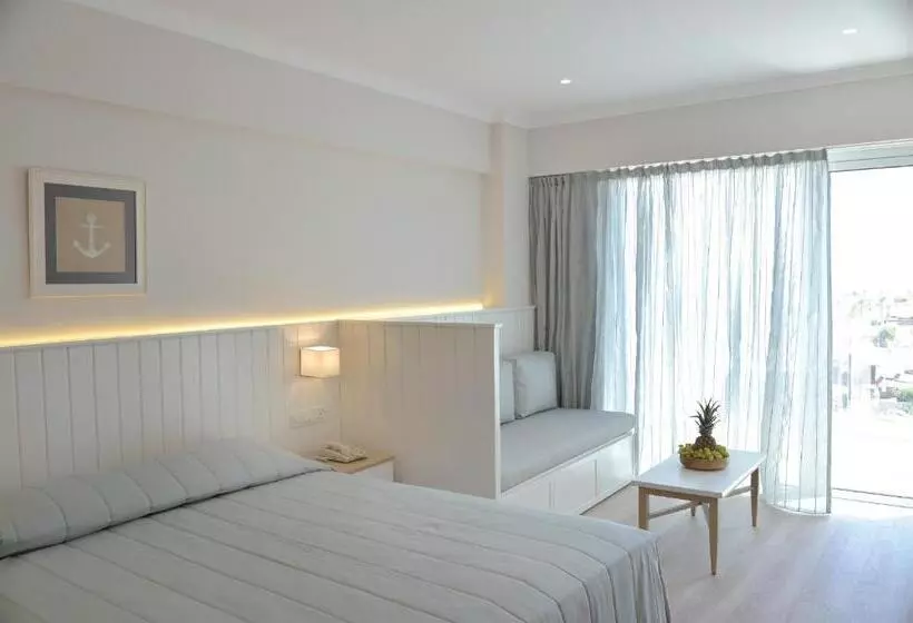 호텔 Sunrise Gardens Apart