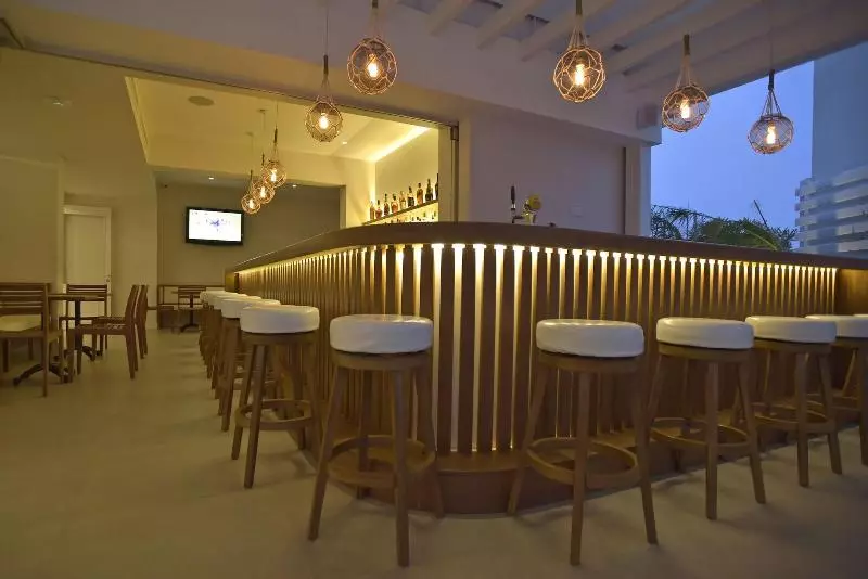 호텔 Sunrise Gardens Apart