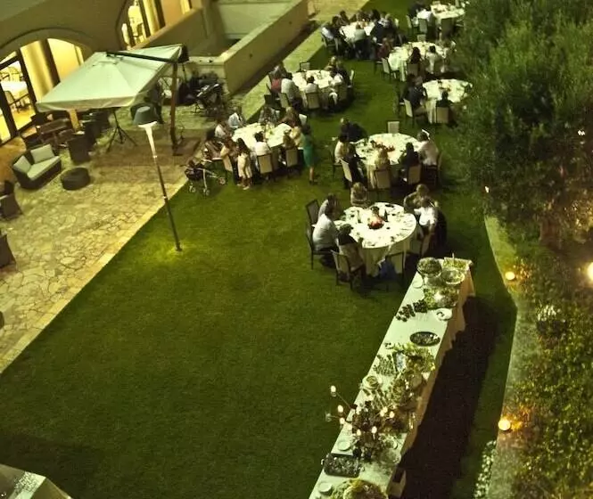 호텔 Vittoria Resort Pool & Spa