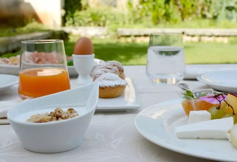 호텔 Vittoria Resort Pool & Spa