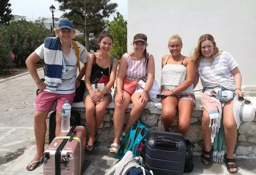 Kontaratos Studios & Apartments