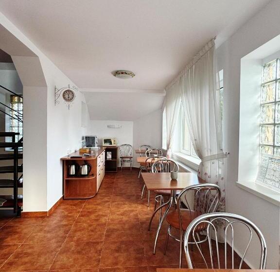 پانسیون Carpathian Newstar