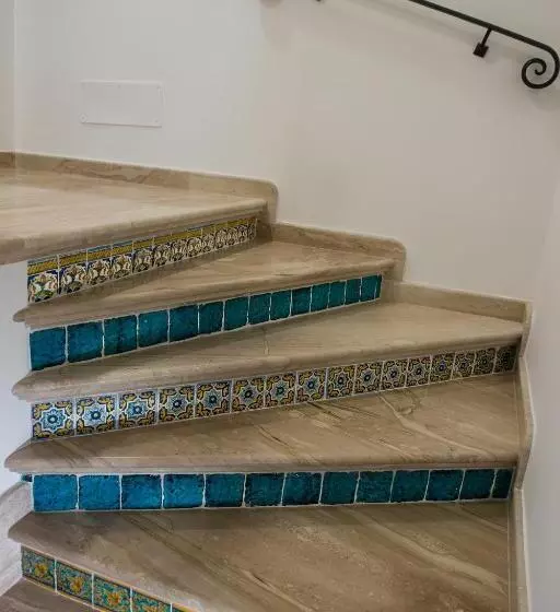 تختخواب و صبحانه Cocciu D’amuri