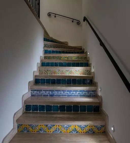 تختخواب و صبحانه Cocciu D’amuri