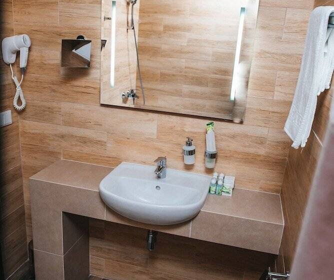 Green Park Hotel Airport Minsk