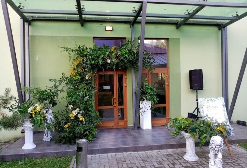 Green Park Hotel Airport Minsk