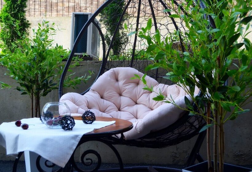 호텔 Lux Promo Park & House