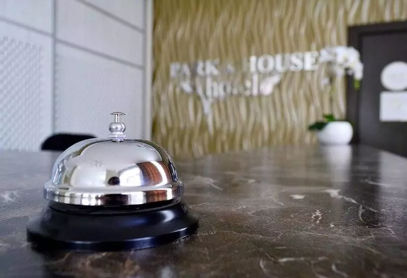 Hotelli Lux Promo Park & House