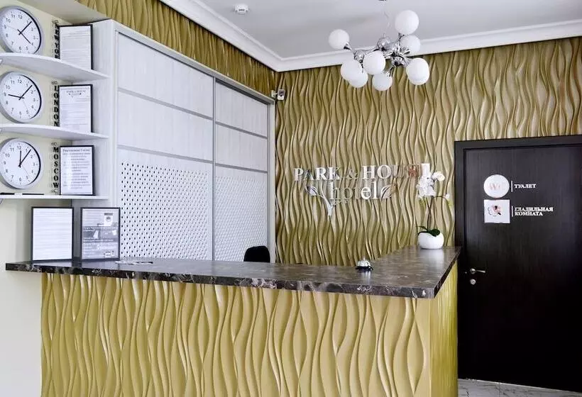 Hotelli Lux Promo Park & House