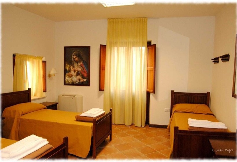 Ostello Della Gioventù San Giacomo  Hostel