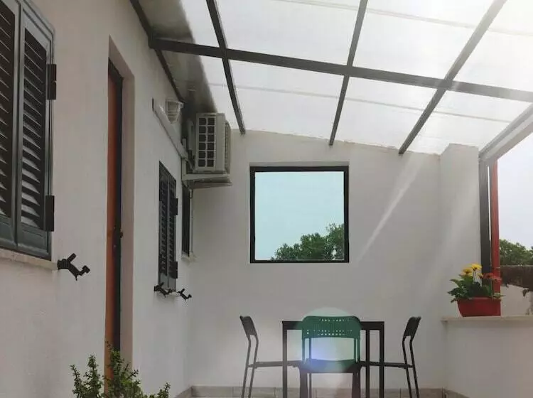 Majatalo Gh Orchidea