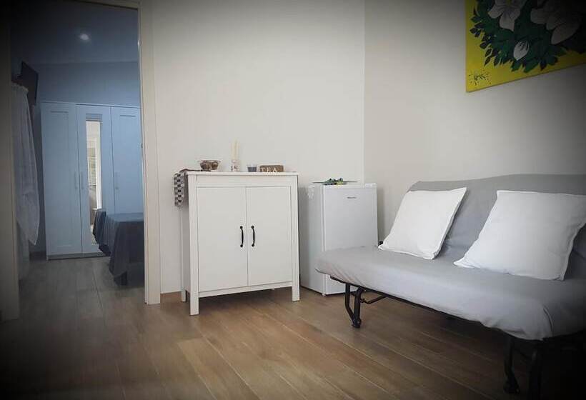 بنسيون Gh Orchidea