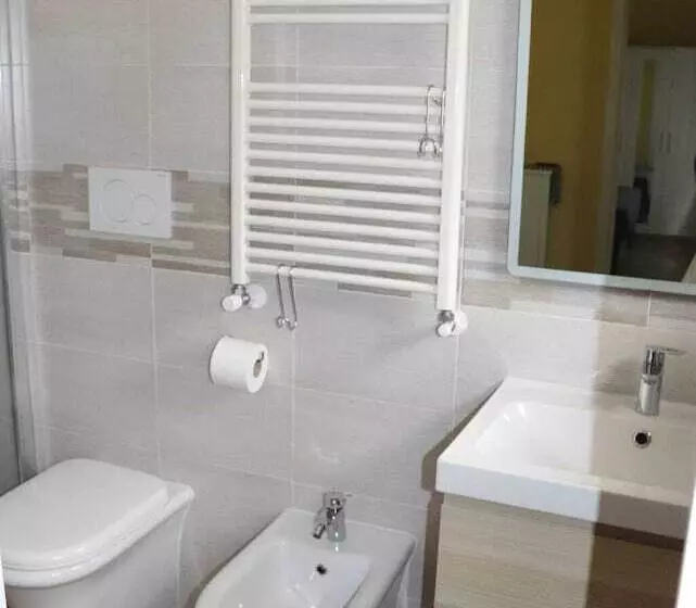 Majatalo Gh Orchidea