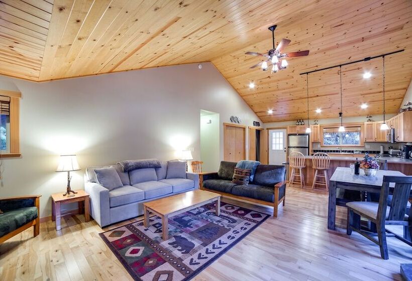 65gs Hot Tub Wi Fi Pets Ok Bbq Sleeps 10