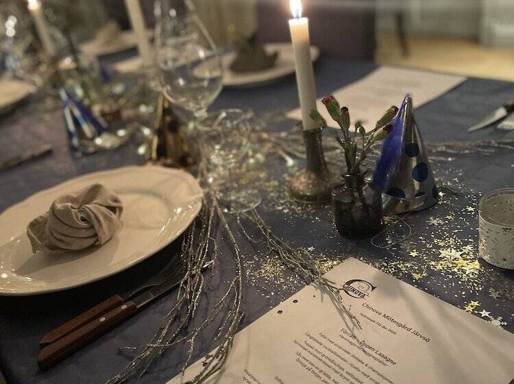 צימר Chinova Mötesgård