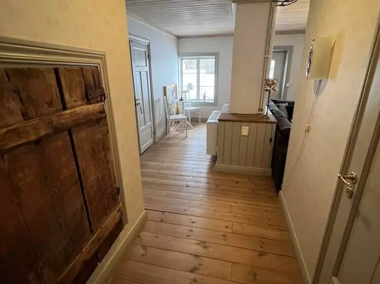 ベッドアンドブレックファースト Chinova Mötesgård