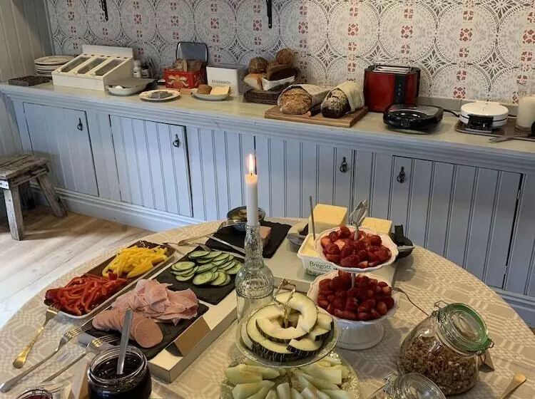 ベッドアンドブレックファースト Chinova Mötesgård