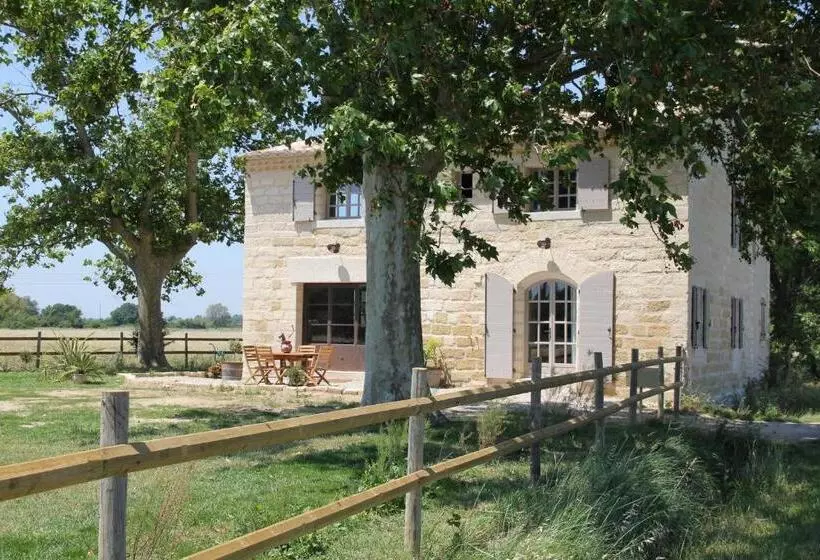 Aamiaismajoitus (B&B) Le Mazet De Jean