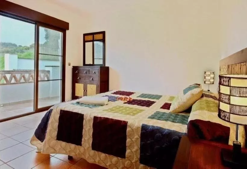 ホテル Apartamentos Bahía Santa Cruz