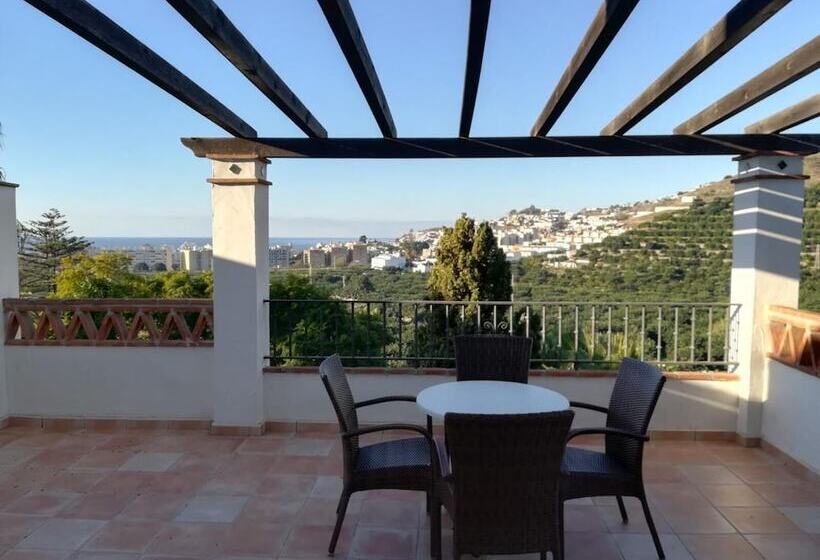 هتل Apartamentos Bahía Santa Cruz