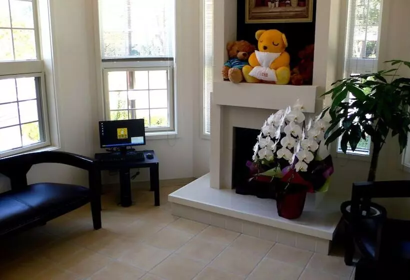 Motelli Family Lodge Hatagoya Miyajima Sa