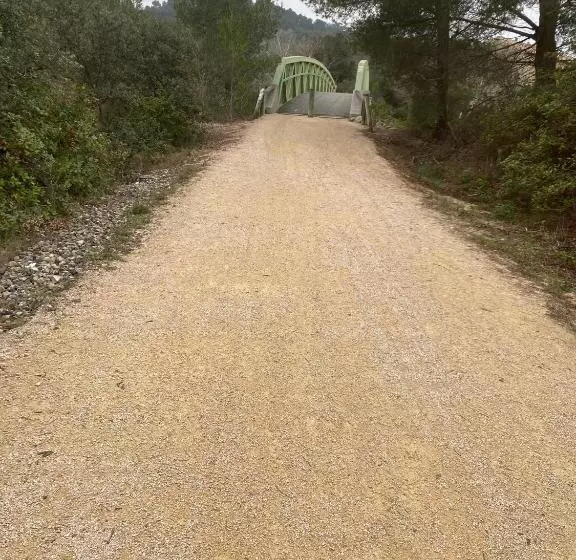 Majatalo Chambre D'hotes Les Cigales