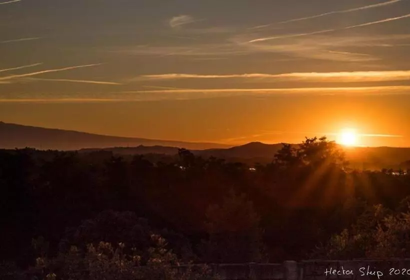 Majatalo Chambre D'hotes Les Cigales