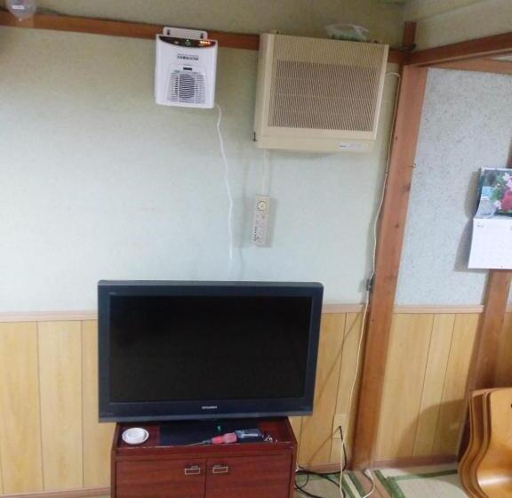 پانسیون Minshuku Takahashi Kashibuneten