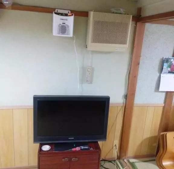 پانسیون Minshuku Takahashi Kashibuneten