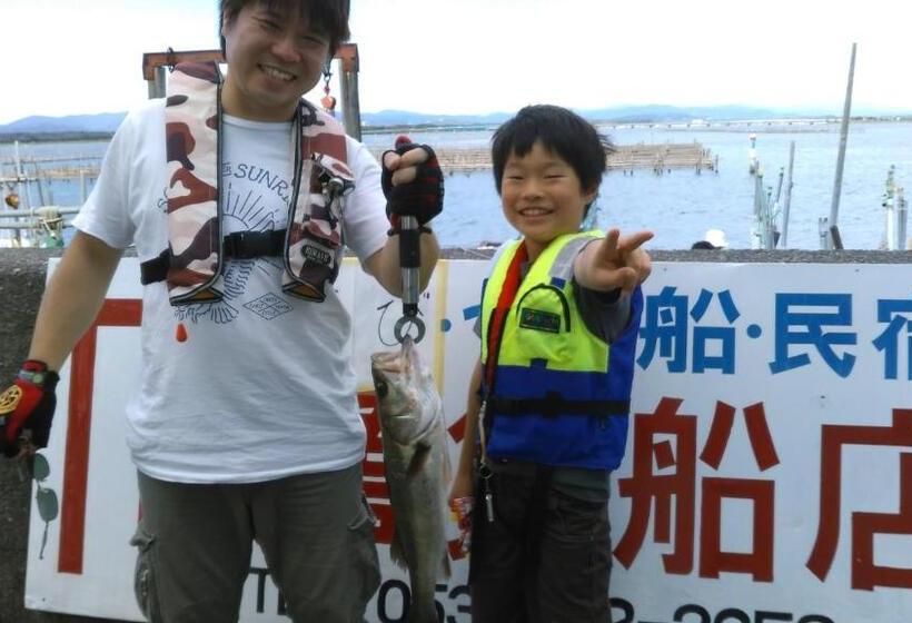 پانسیون Minshuku Takahashi Kashibuneten