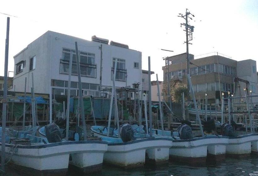 پانسیون Minshuku Takahashi Kashibuneten