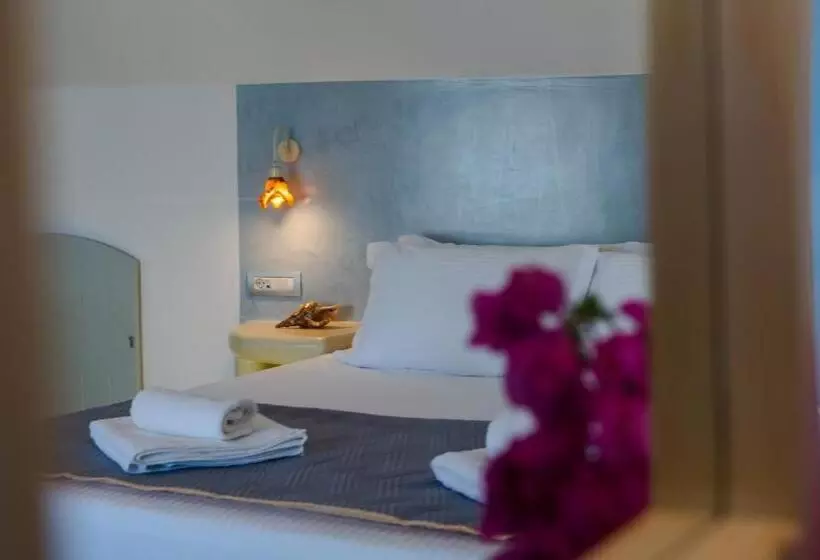 ベッドアンドブレックファースト Adamantios Villas & Suites