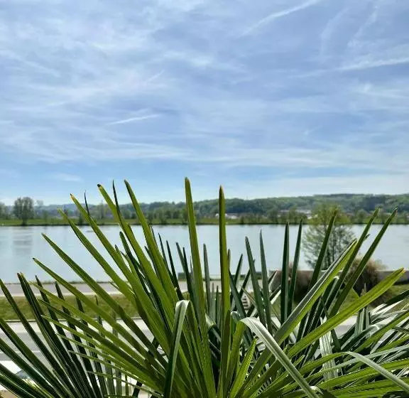 Aamiaismajoitus (B&B) Johnys Jungle