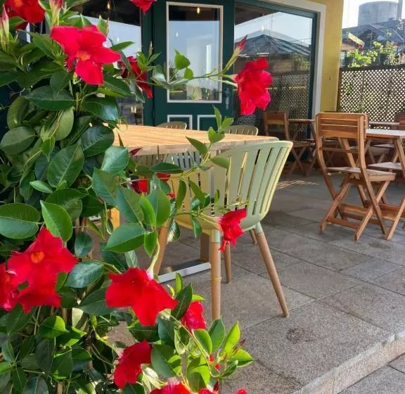 Aamiaismajoitus (B&B) Johnys Jungle