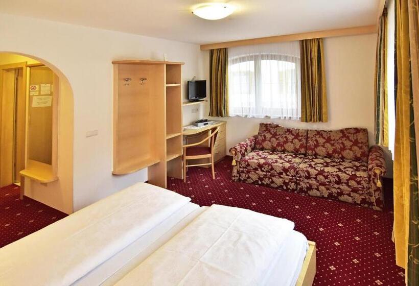 住宿加早餐  Zimmervermietung Zum Weissen Rössl