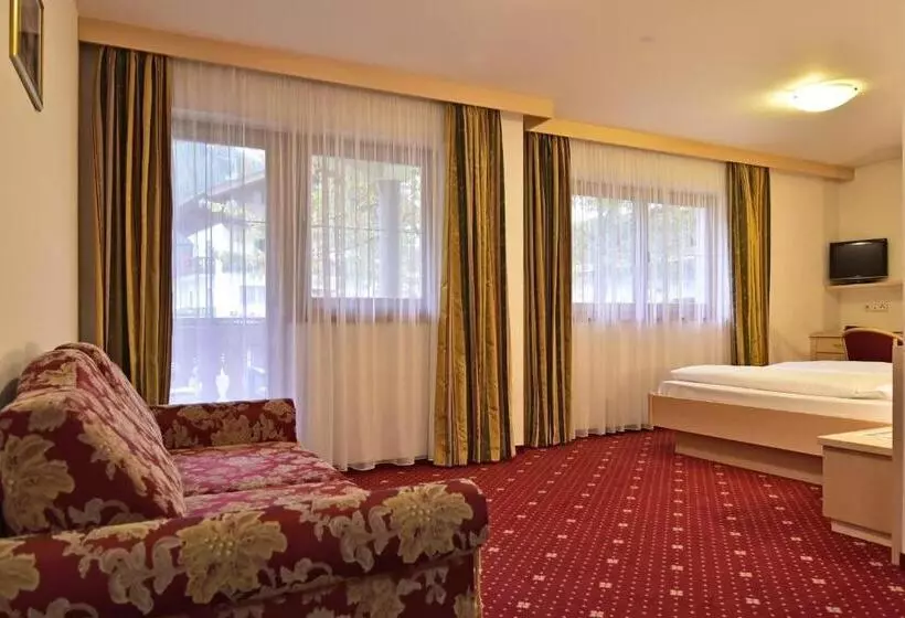 Aamiaismajoitus (B&B) Zimmervermietung Zum Weissen Rössl