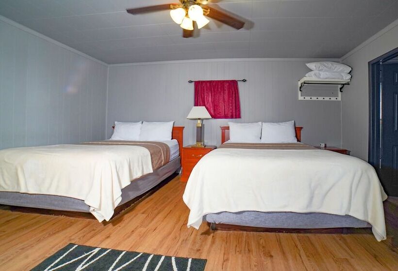 Glen Garry Motel And Cottages