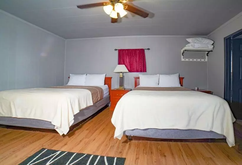 Glen Garry Motel And Cottages