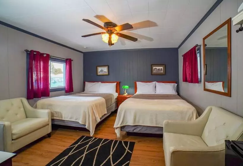 Glen Garry Motel And Cottages