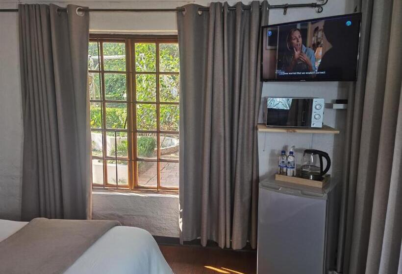 تختخواب و صبحانه Libra Lodge